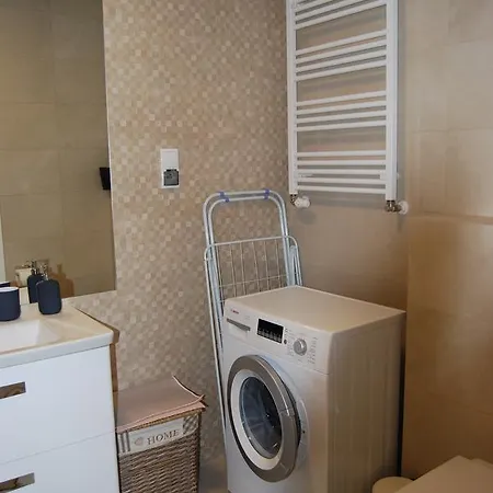 Apartment Spring & Summer Polanki Park *