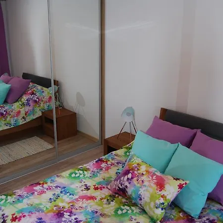 Apartment Spring & Summer Polanki Park *