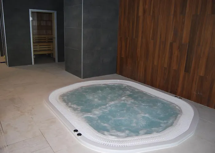 Spring & Summer Polanki Park * 科沃布热格